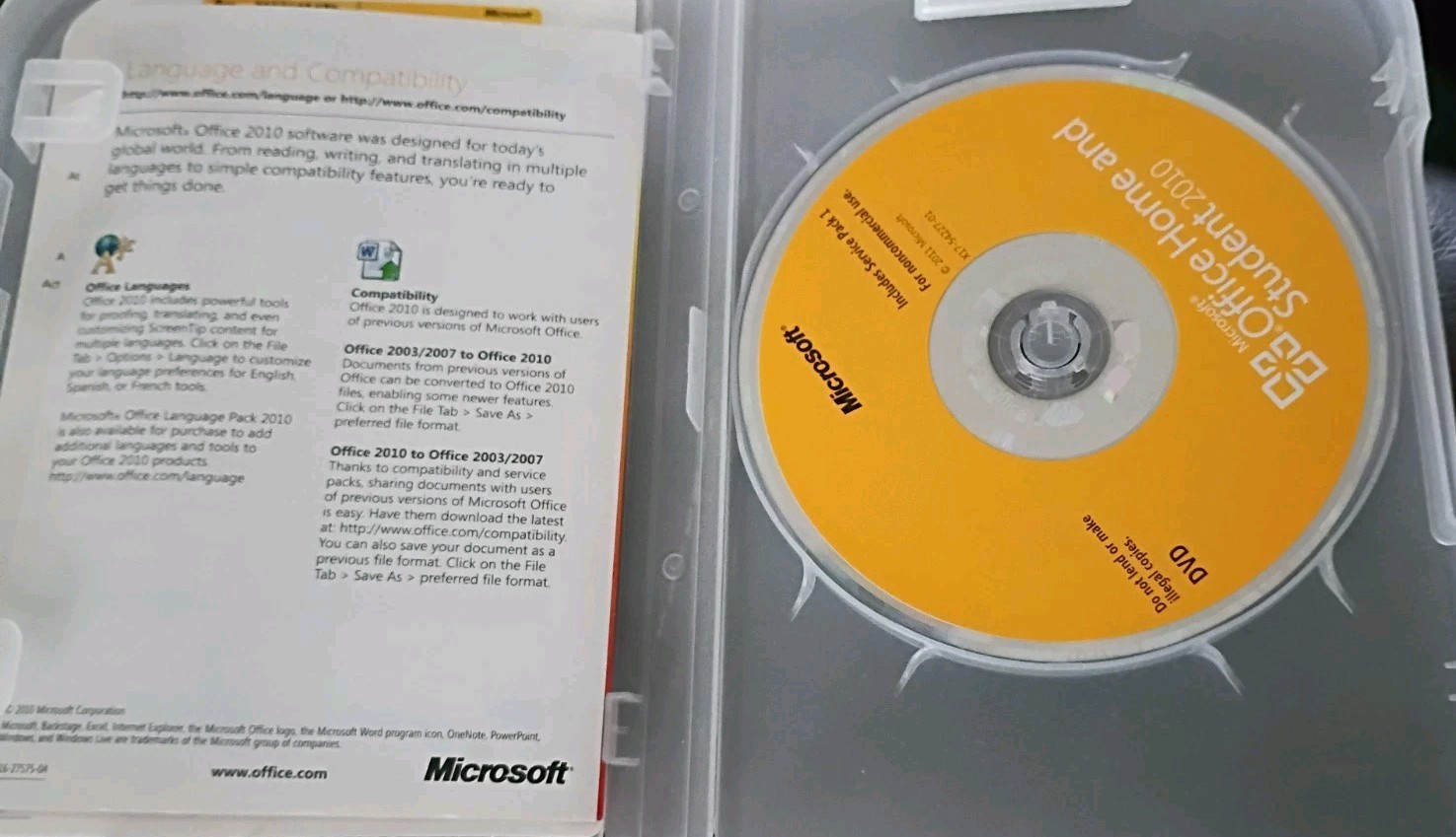 Genuine Microsoft Office 2010 Home and Student Family Pack for 3 PCs RETAIL Box