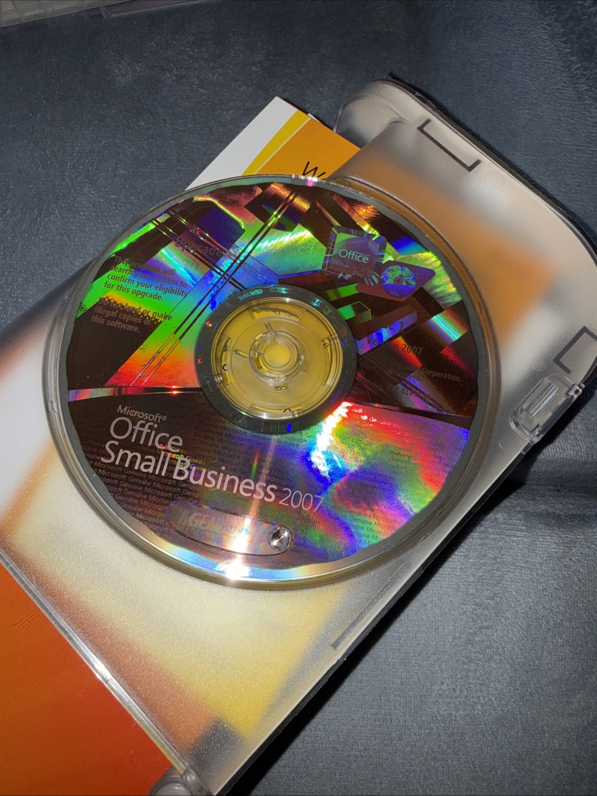 Microsoft Office Small Business 2007 Upgrade w/ Key Word Excel Powerpoint
