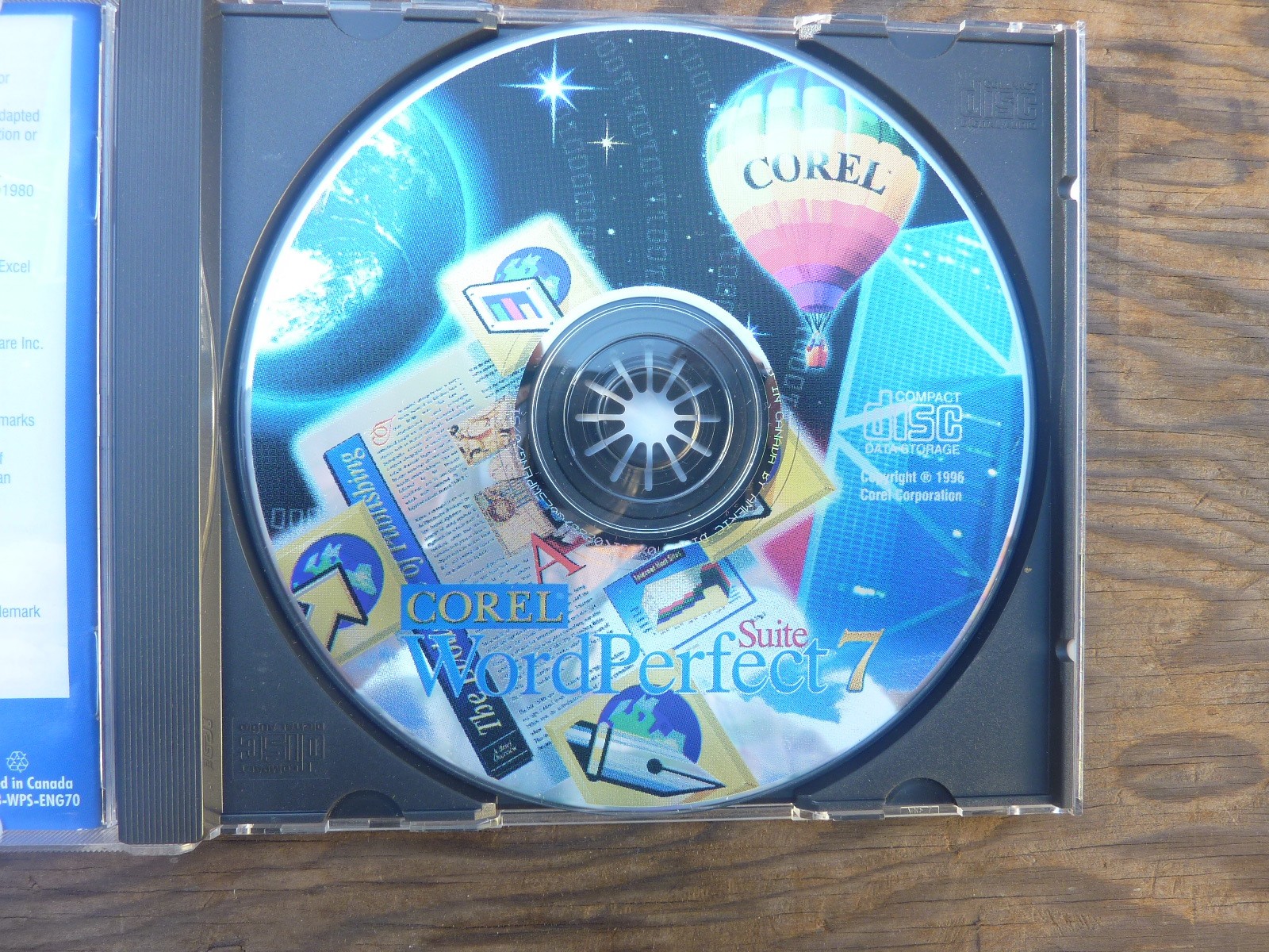 WordPerfedt suite 7, 1 disk 1996, 1 disk 1997
