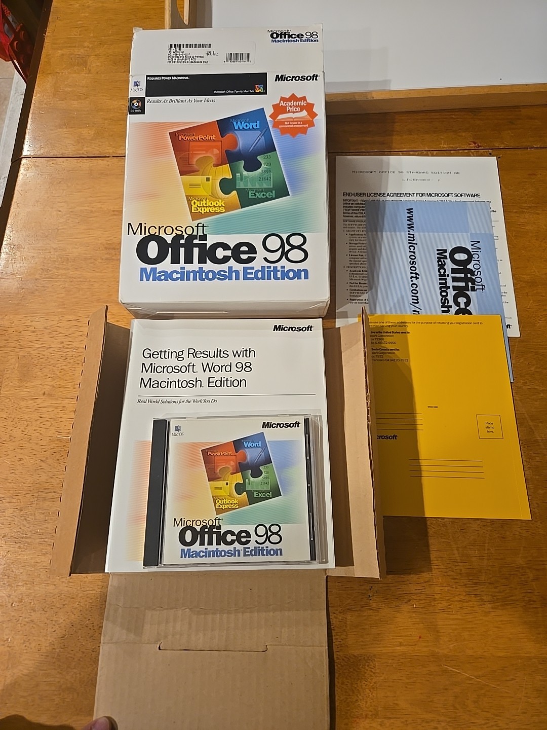 Microsoft Office 98 Macintosh Edition Complete W/Booklets – Untested