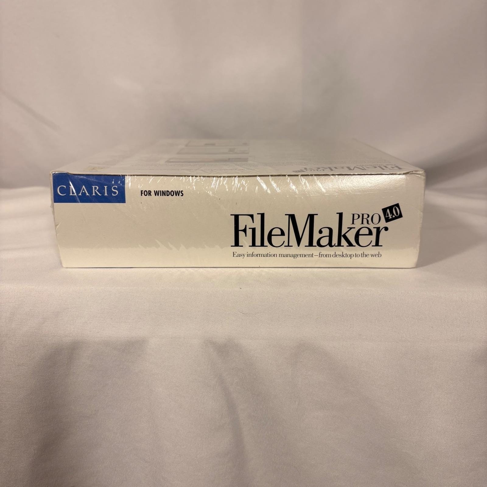 Claris FileMaker Pro 4.0 for Windows Vintage Database Software New Sealed Box