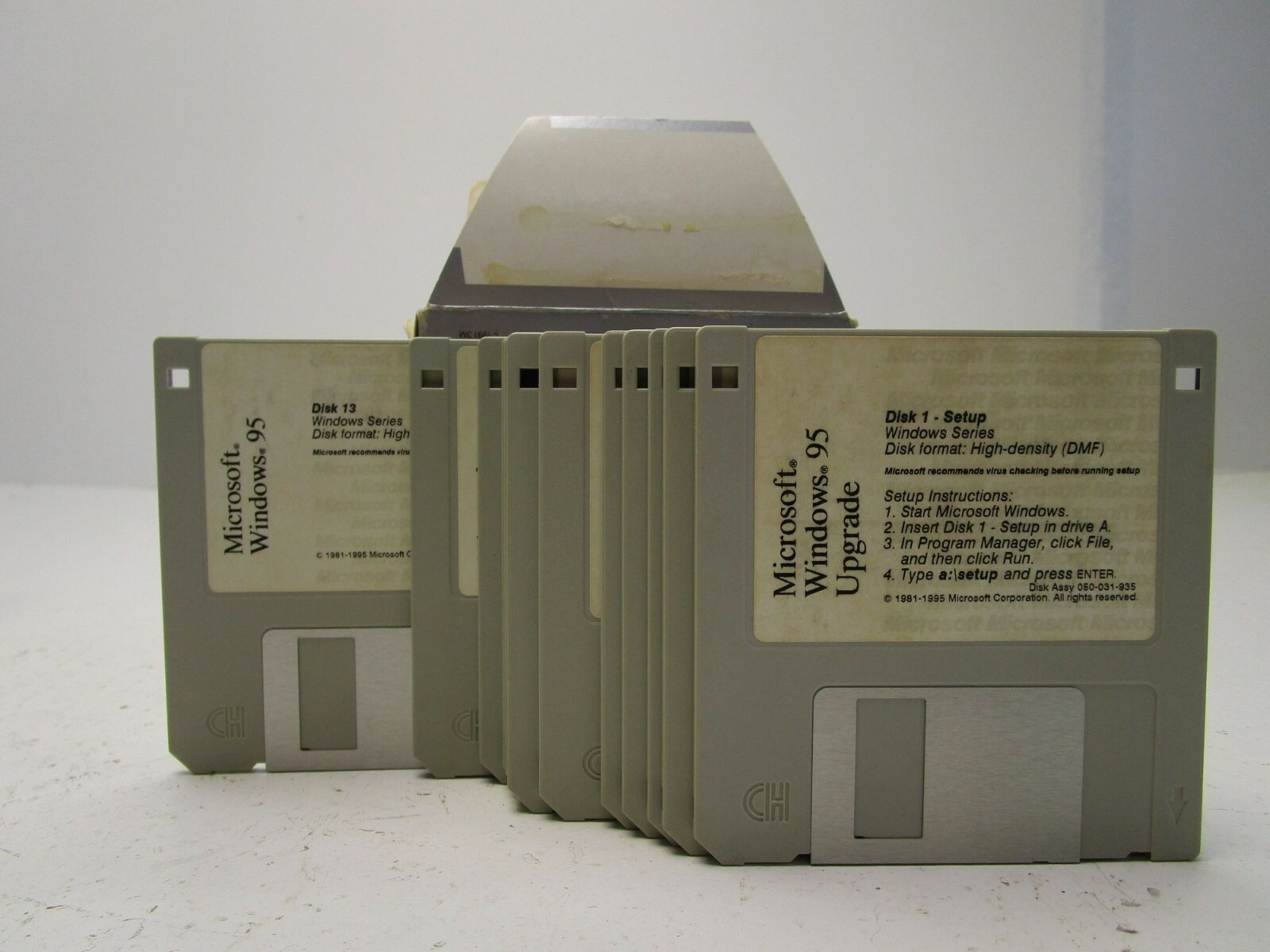 Vintage Lot Floppy Diskettes 3.5 Inch with Case Lotus Windows Microsoft Software