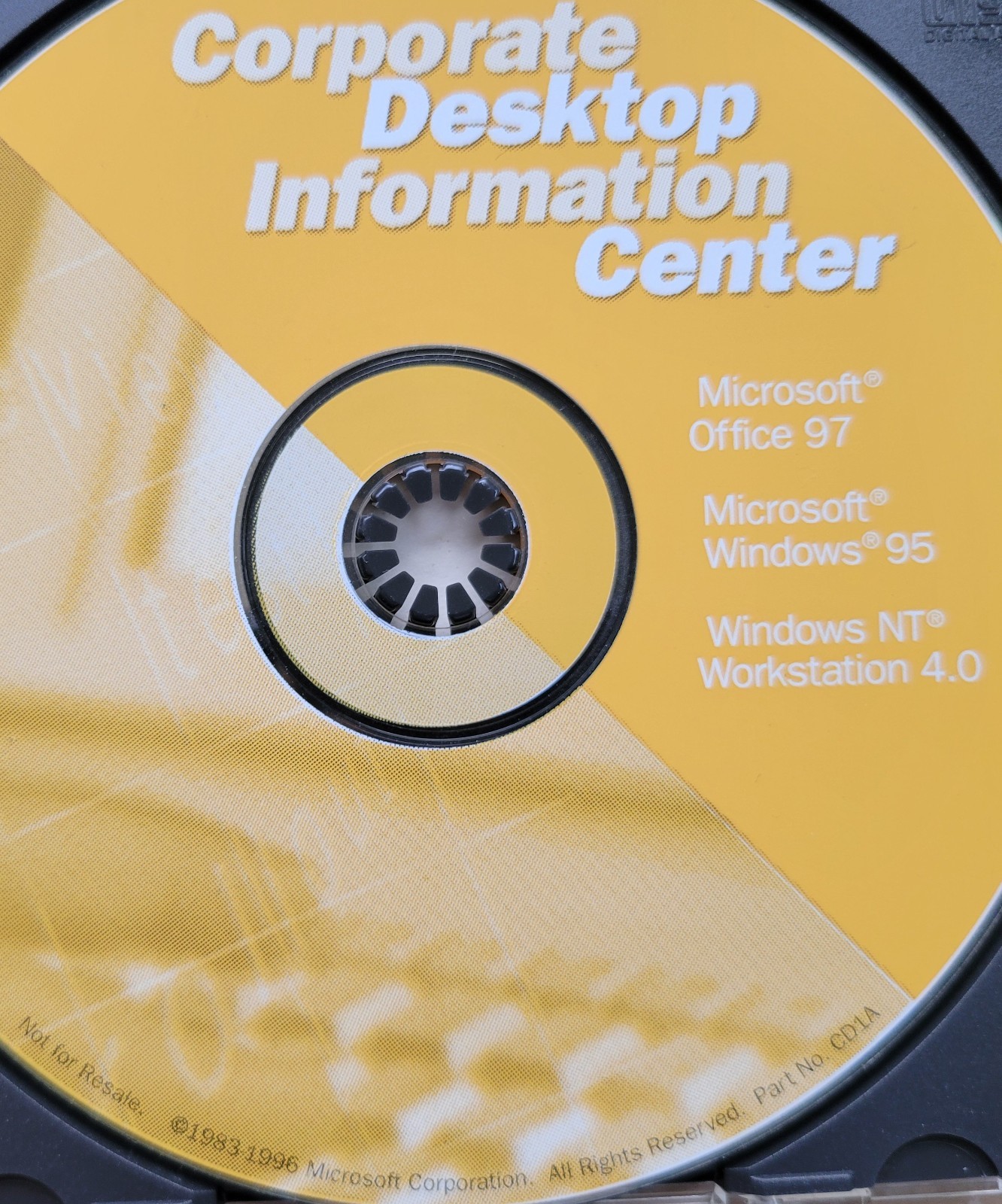 Vintage – Microsoft Information Center: Office 97, Windows 95, Windows NT 4.0