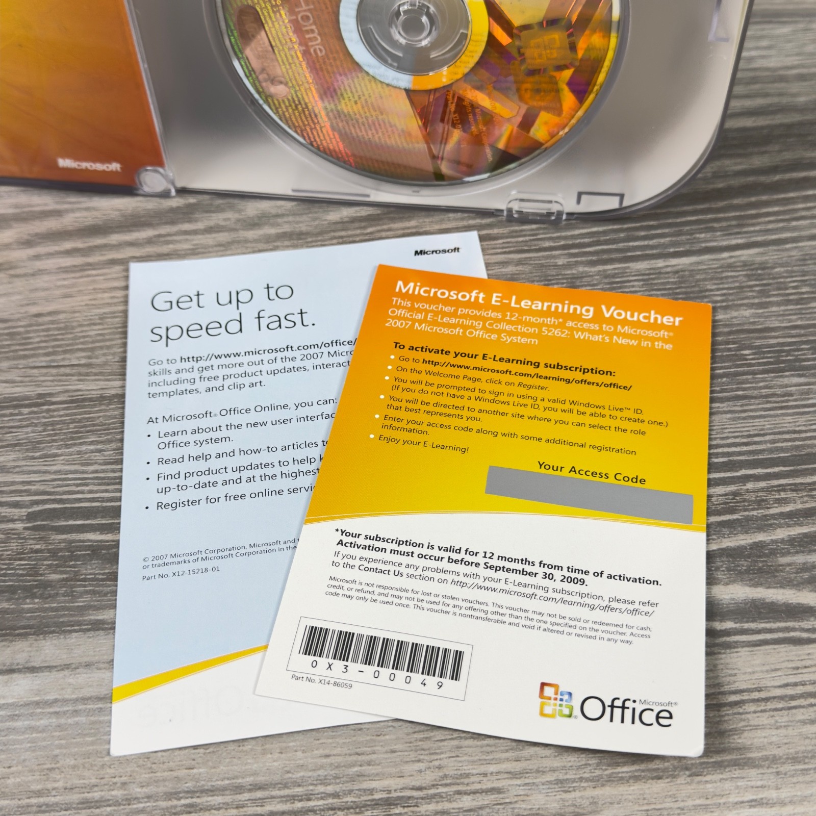Microsoft MS Office 2007 Home and Student Licesned for 3 PCs Full Retail Box