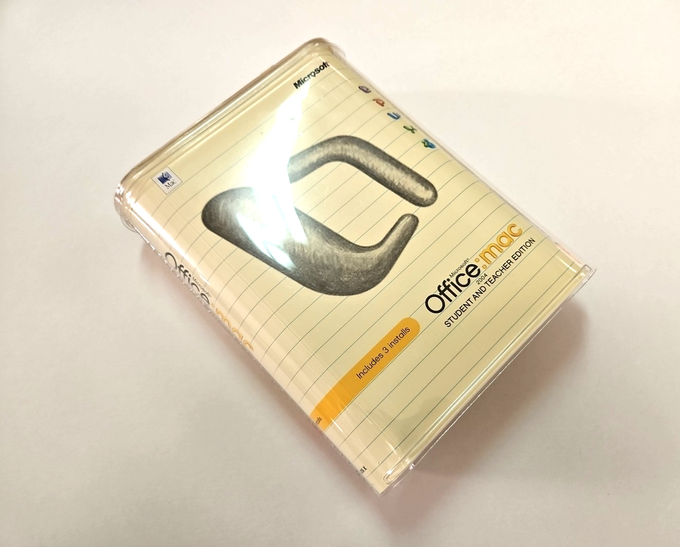 Microsoft Office Mac 2004 Student and Teacher Edition Software 3 keys w/ booklet