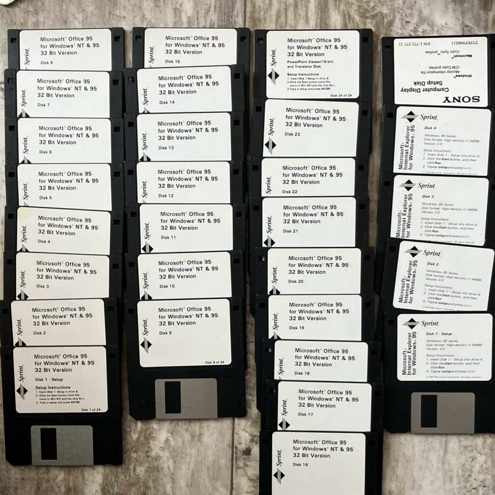 Vintage Microsoft Office 95 Windows NT & 95 32 Bit Version 3.5in Floppy Disk Set