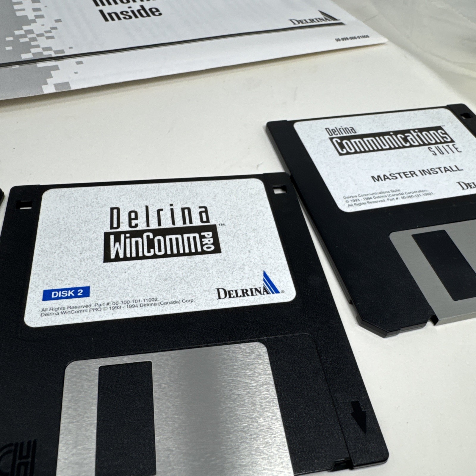 delrina wincomm pro floppy disks + user guide MINT