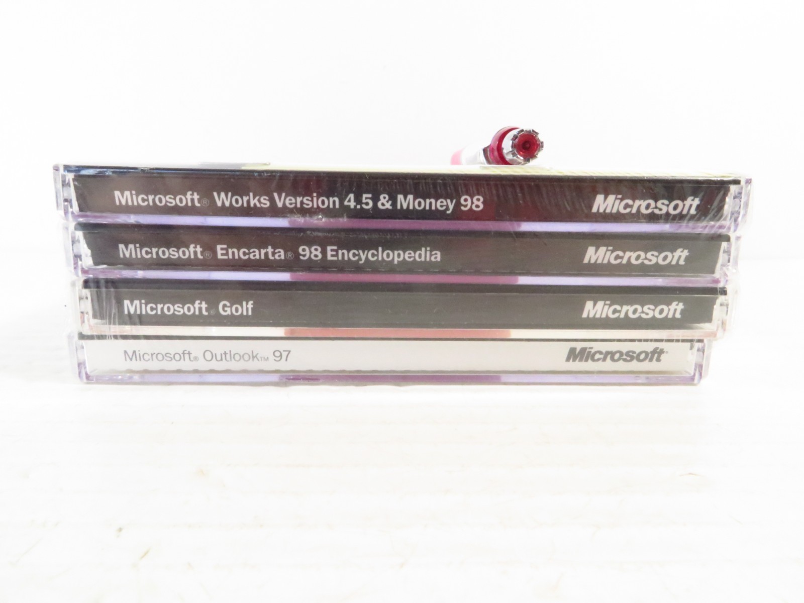 NEW Microsoft Outlook 97 + Works 4.5 & Money 98 + Golf + Encarta 98 Software Set
