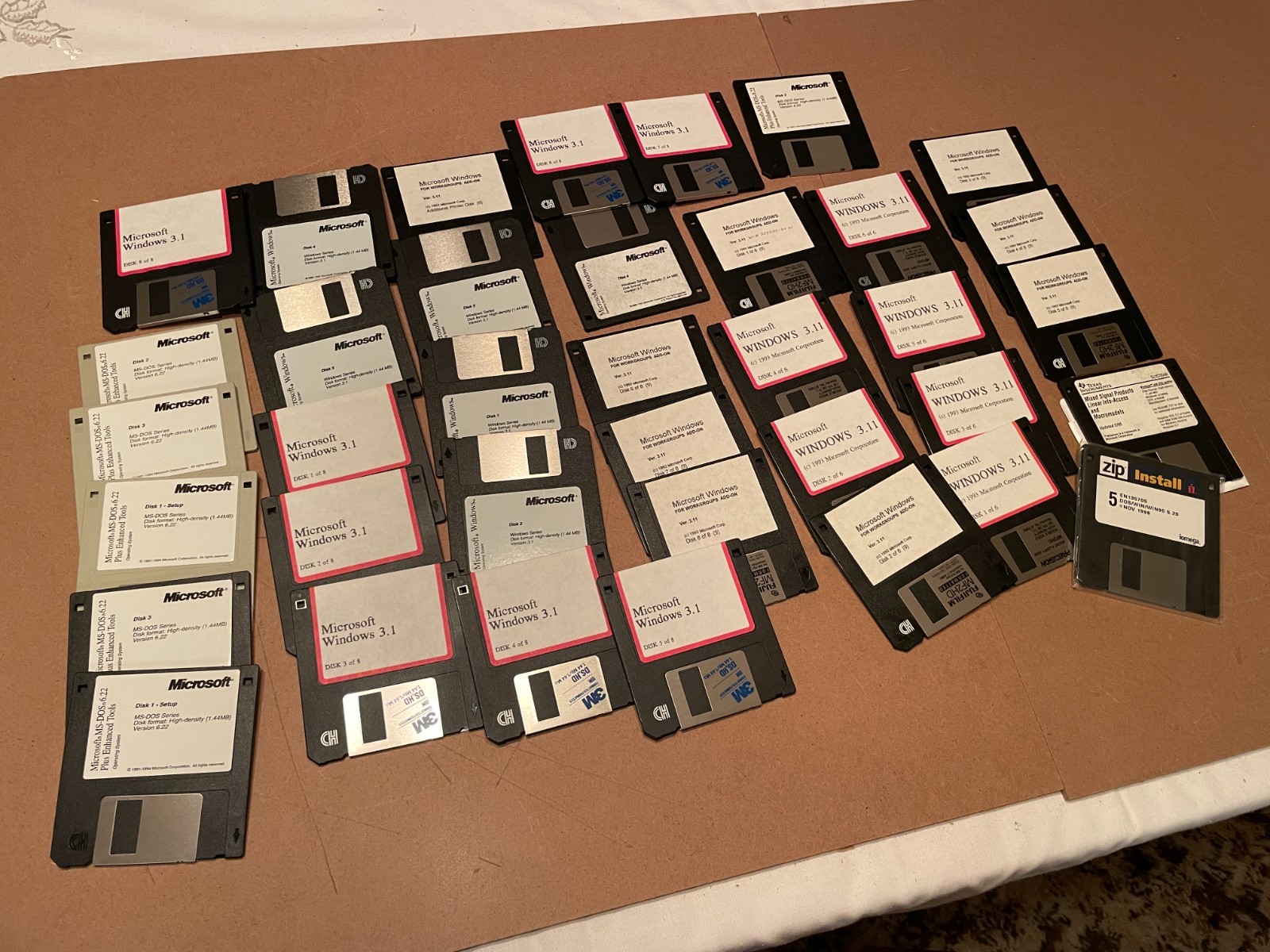 Vintage PC 3.5 Floppy Disk Software Programs 3 1/2 Inch DOS Microsoft Windows