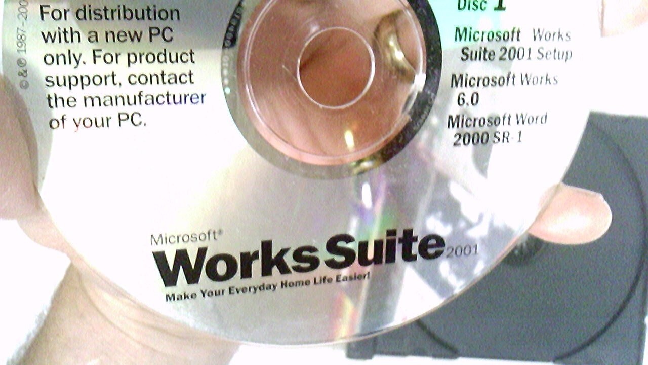 MICROSOFT~WORKS SUITE~2001~INSTALLATION DISCs~1 & 6~with Product Key