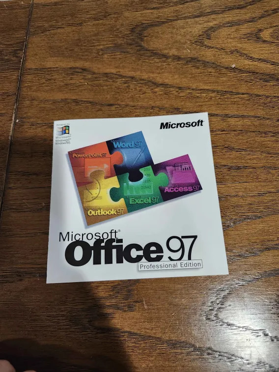 Microsoft Office 97 Professional Edition COMPLETE w/ Product Key CD Great Con