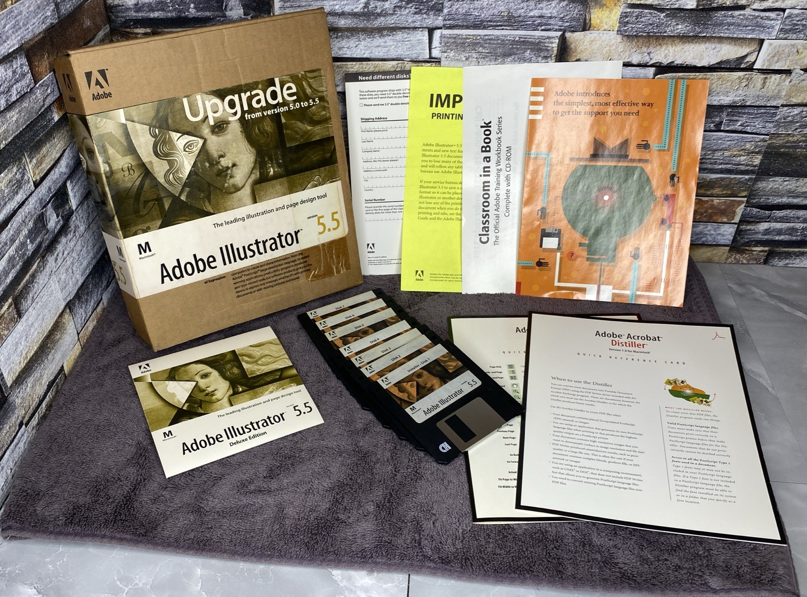 Adobe Illustrator 5.5 For Apple Macintosh 3.5″ Floppy Disks & CD ROM Vintage