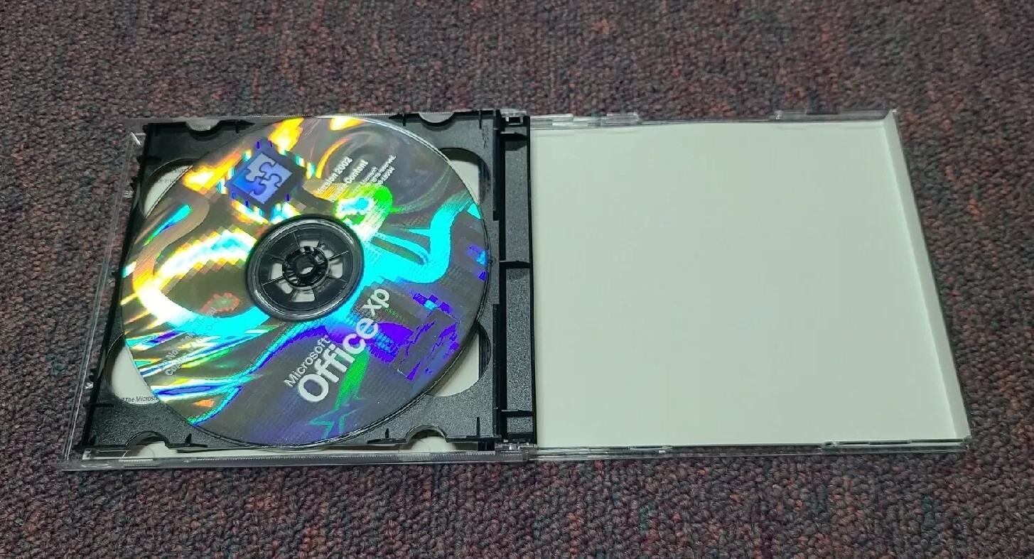 Microsoft Office XP 2002 Professional | 2 CD Set COMPLETE w/ Product Key