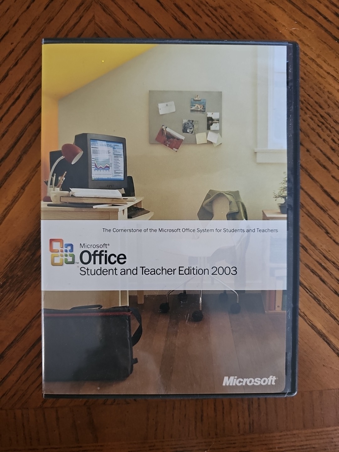 Microsoft Office 2003 Student and Teacher Edition for Windows w/License Key