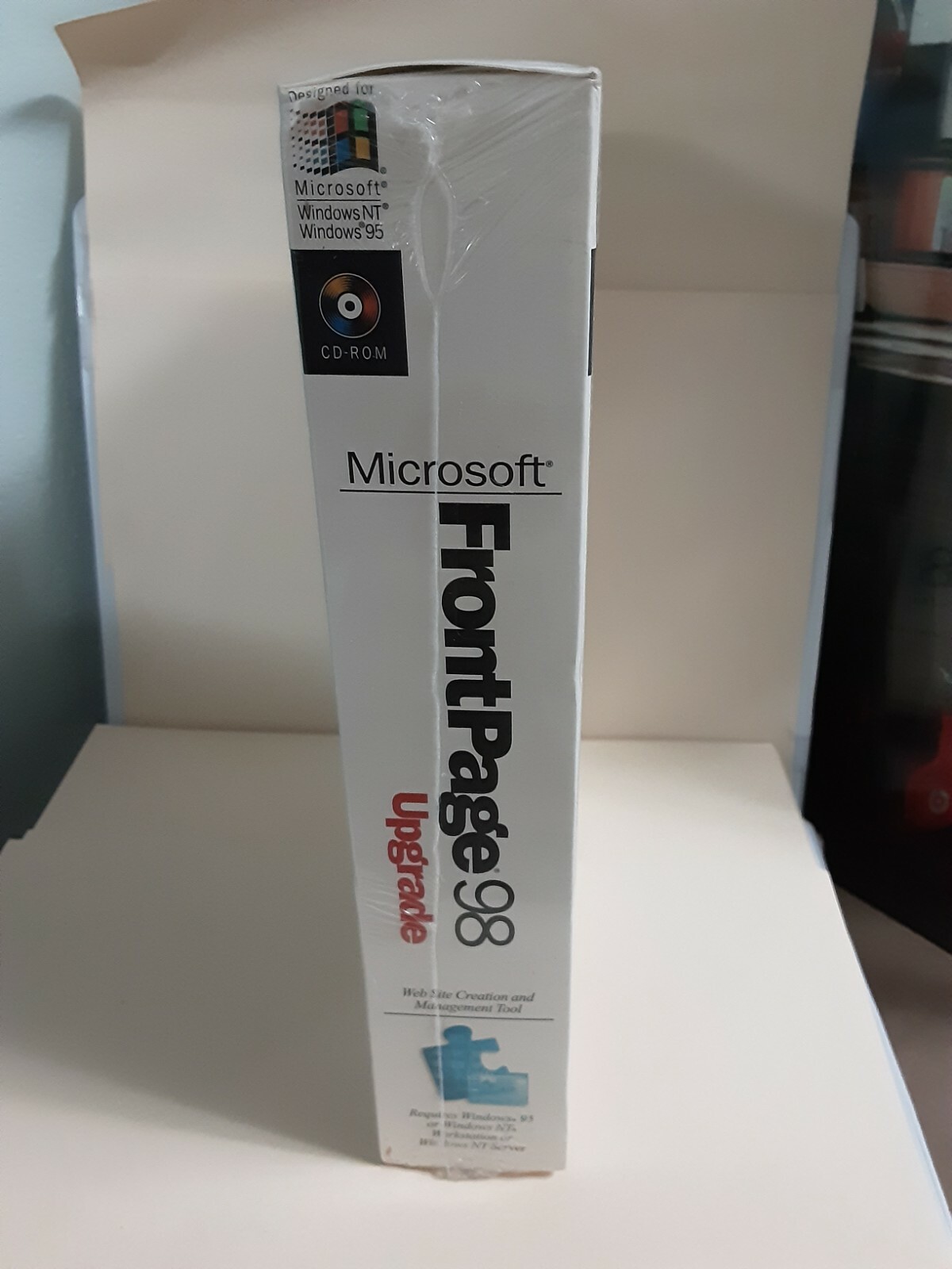 Microsoft Frontpage 98 UPGRADE _ CD-ROM_Retail Box