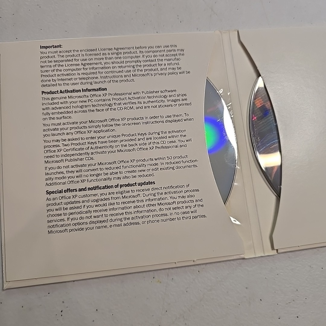 2002 Microsoft Office XP Pro Professional Suite 3 CD Disc Set Word Publisher…
