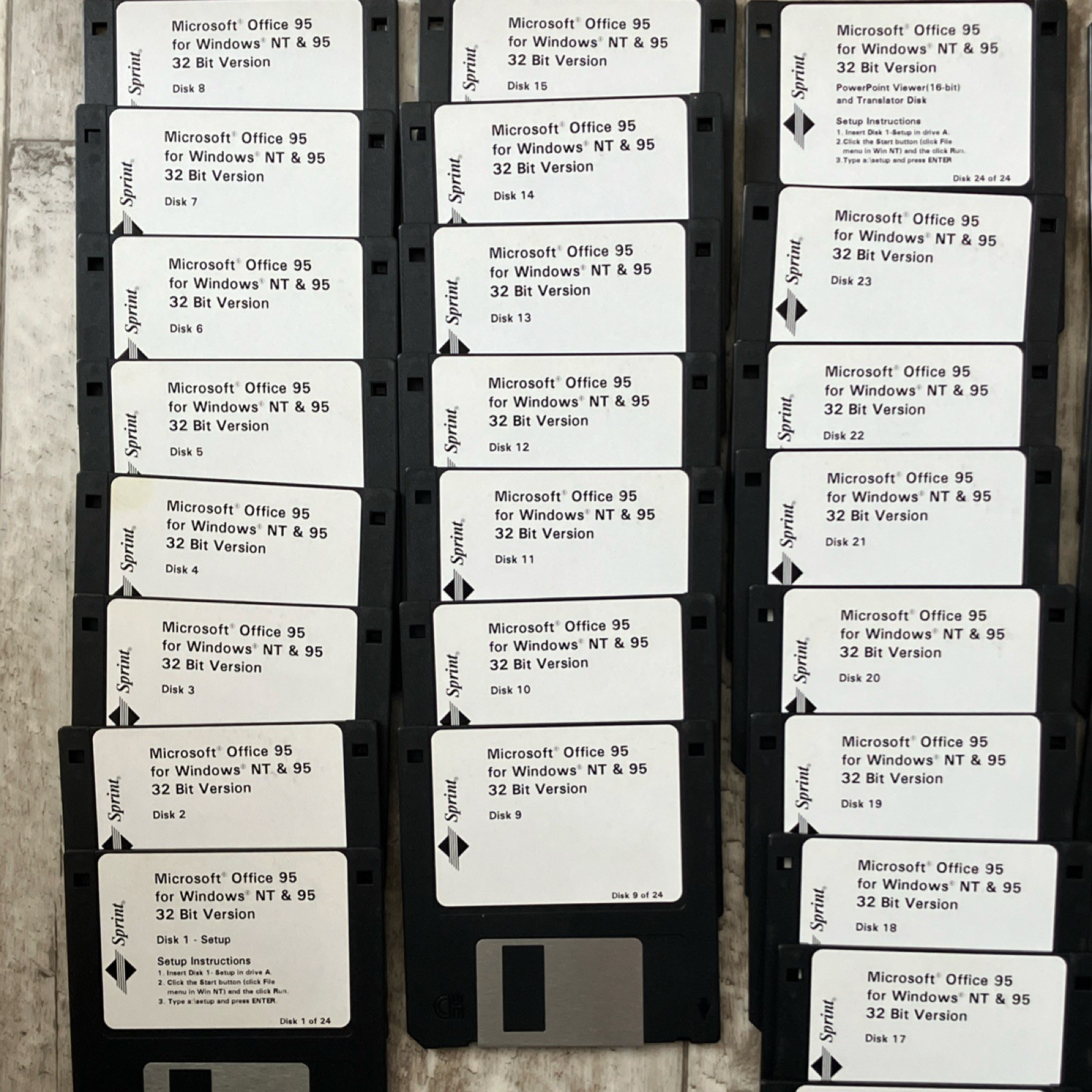 Vintage Microsoft Office 95 Windows NT & 95 32 Bit Version 3.5in Floppy Disk Set