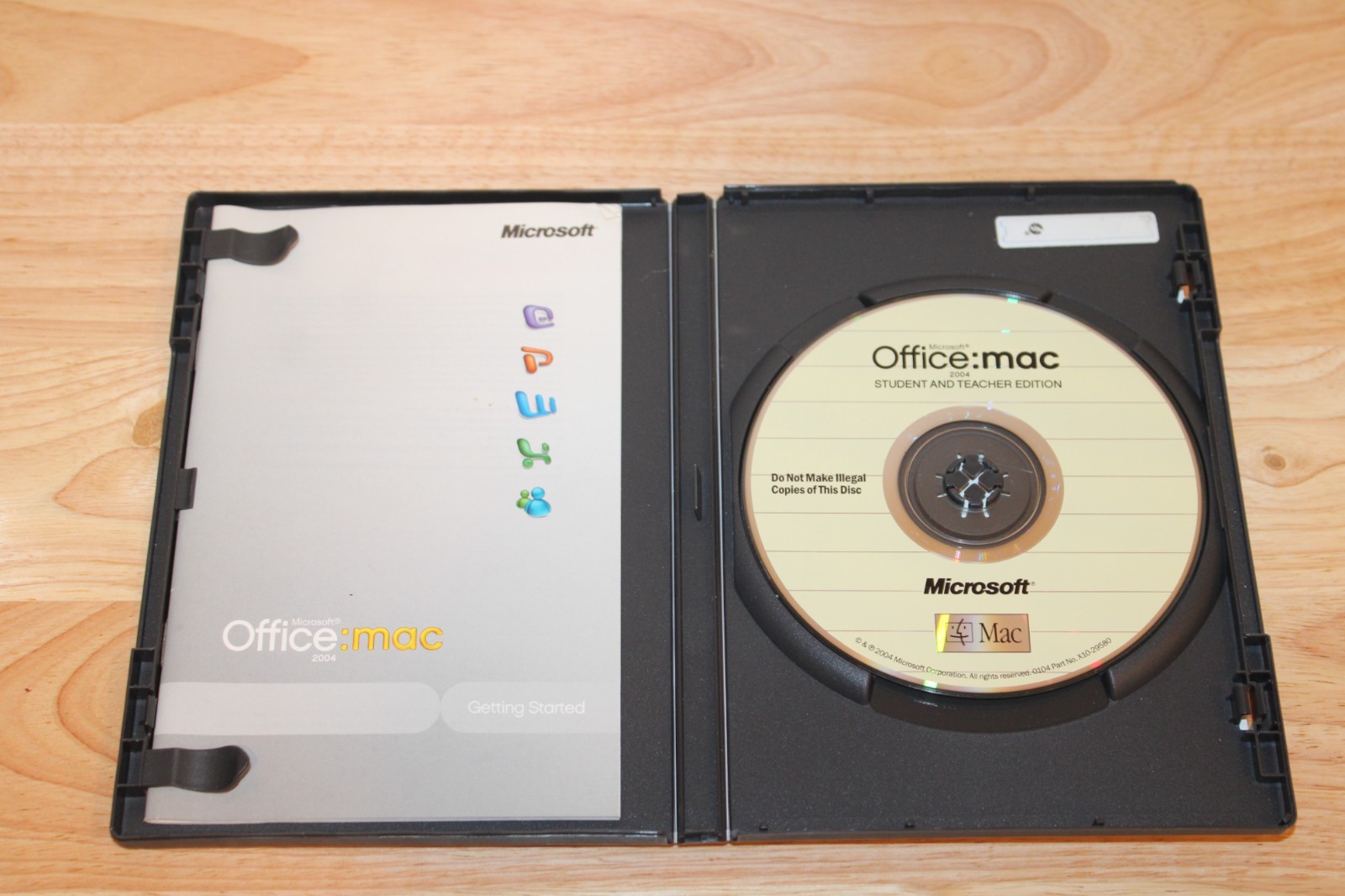 MICROSOFT Office Mac 2004 Student and Teacher Edition Software w/ 3 INSTALL KEYS