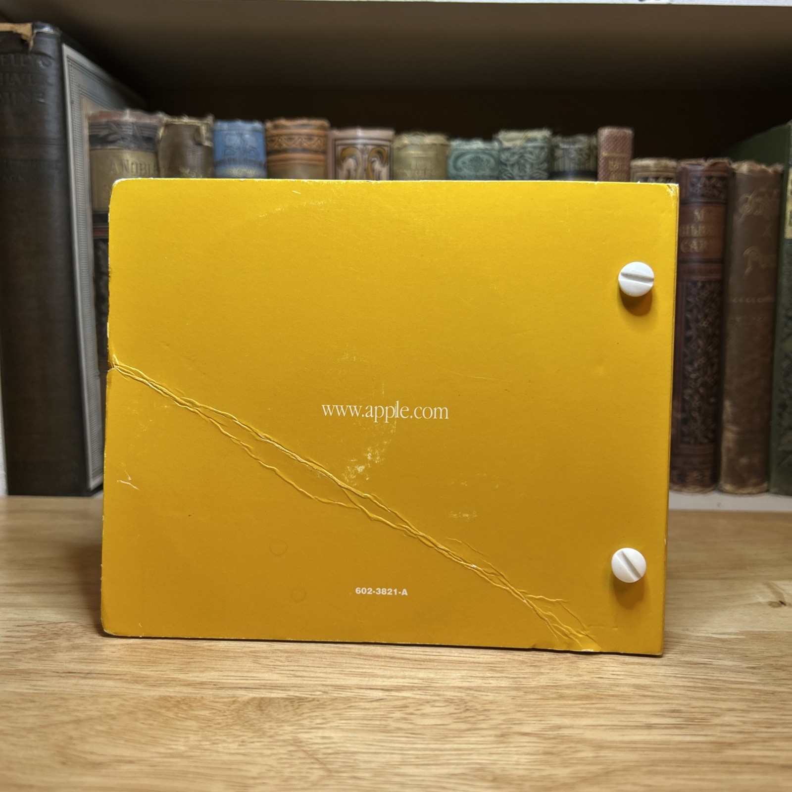 1998 Apple Software Book Empty