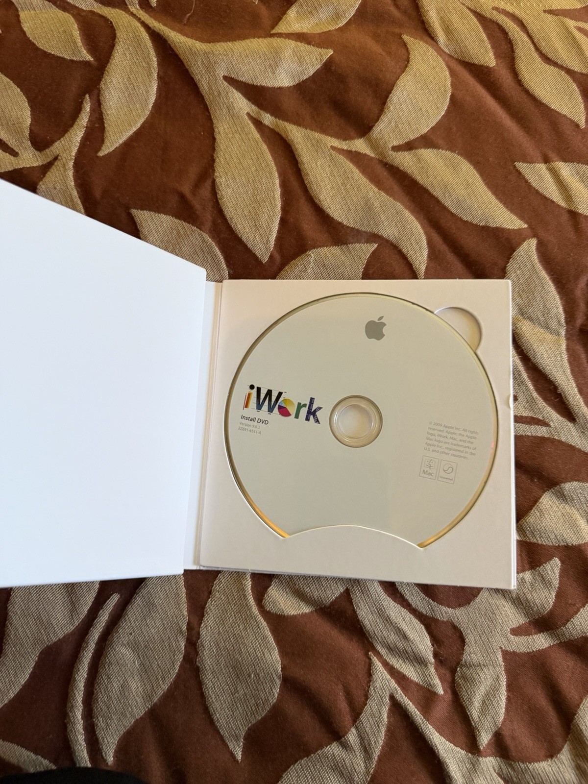 Apple iWork ’09 (Retail) – Full Version for Mac MB942Z/A Complete Software
