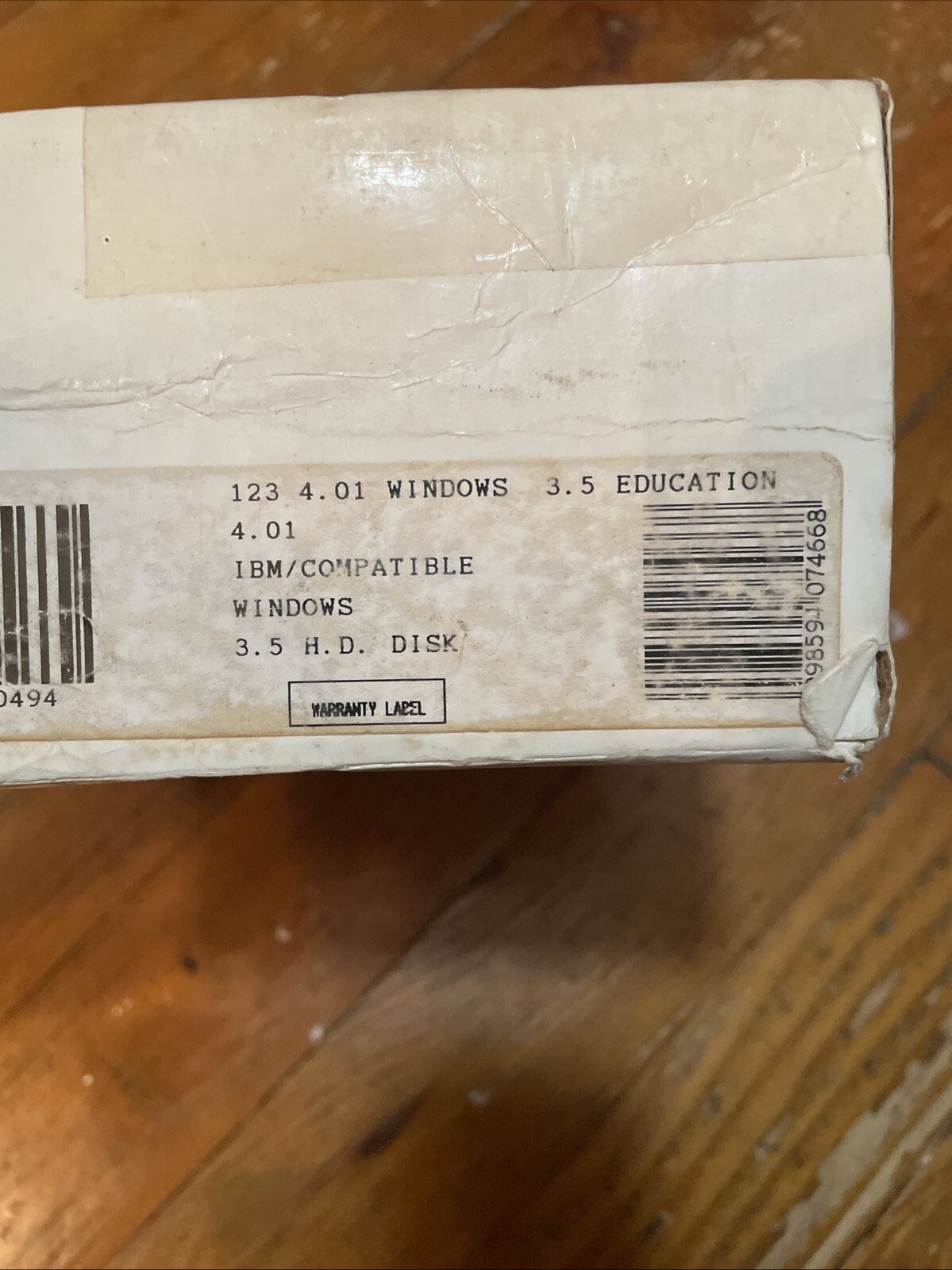 Lotus 123 Spreadsheet for Windows Release 4 Full Box. Never Used.