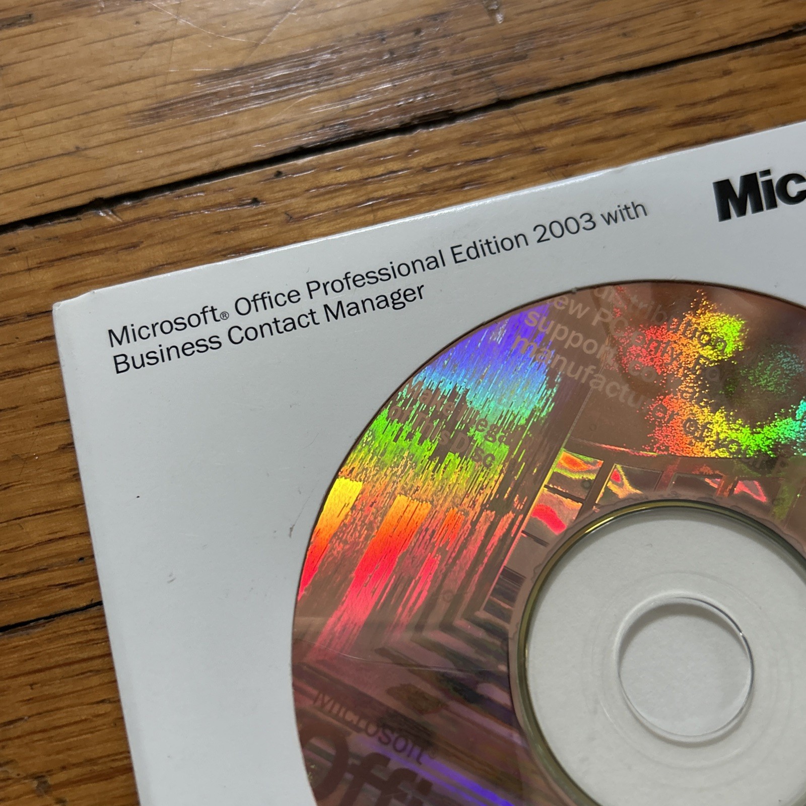 Microsoft Office 2003 Professional Edition w/Business Contact Manager w/Key