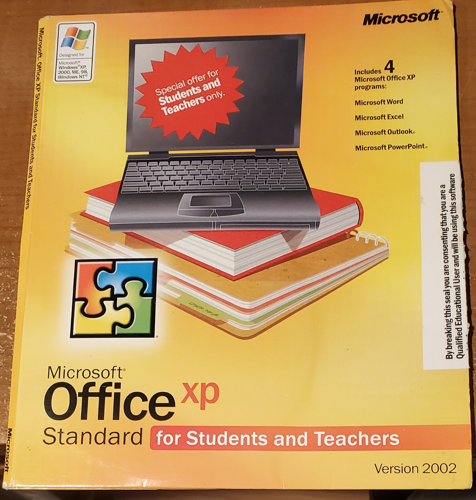 Microsoft Office XP Standard – Students and Teachers 2002 + Product Key 3 x Cd’s