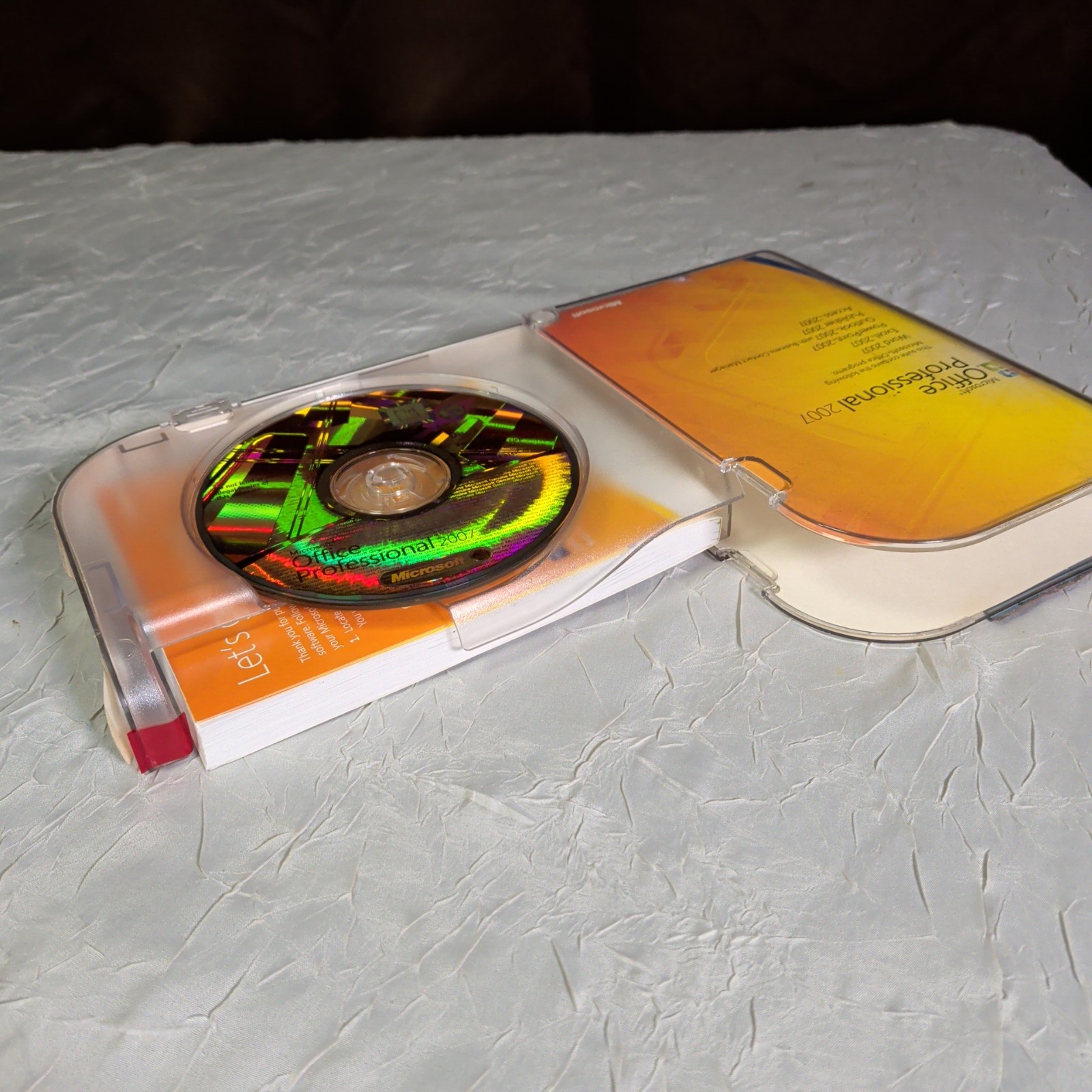 Microsoft Office 2007 Professional Full English Retail Version w/ Product Key