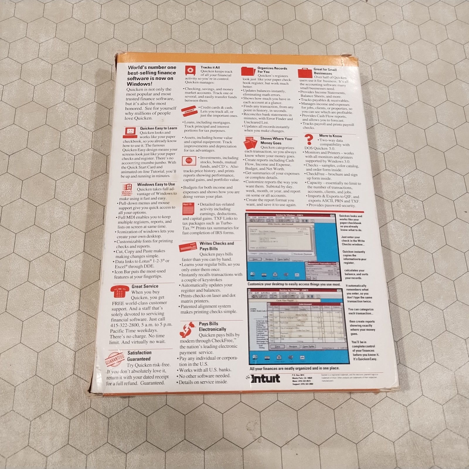 Intuit Quicken 1.01, DOS/Windows, 3.5″ floppy disks, 1992, Tandy