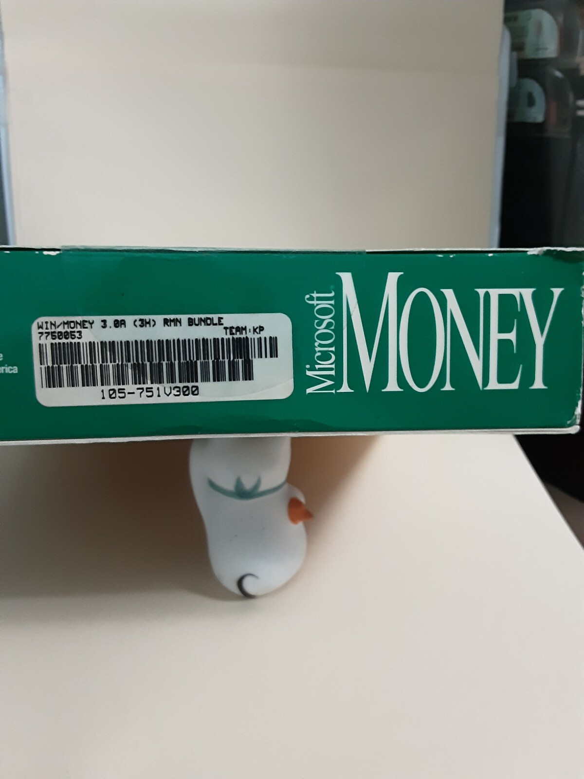 Microsoft Money 3.0_ Full Version with Floppy Disk 3.5″ _ Retail Box