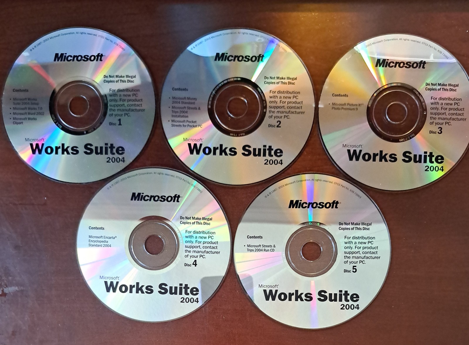 Microsoft Works Suite 2004 with Product Key 5 Disc Set, PC