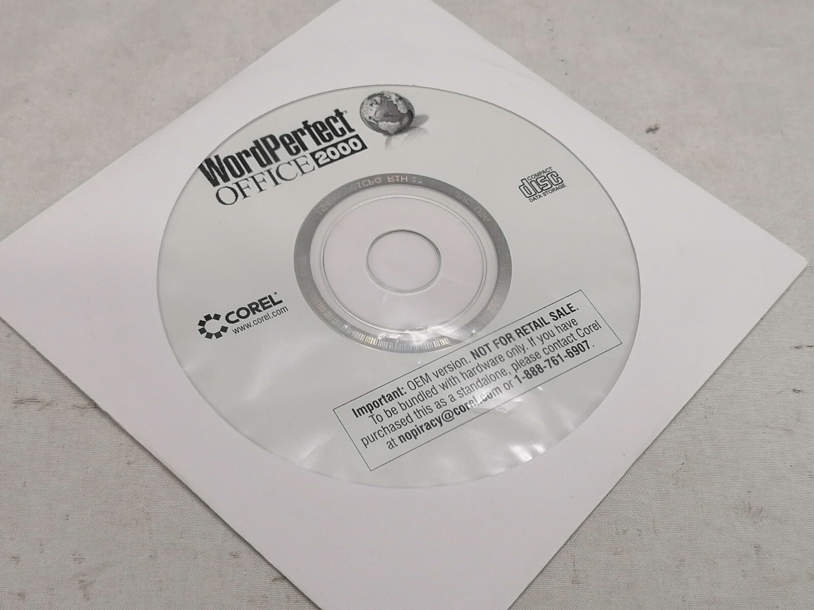 Vintage Corel WordPerfect Office 2000 Software Disc P/N: IFPI-4121