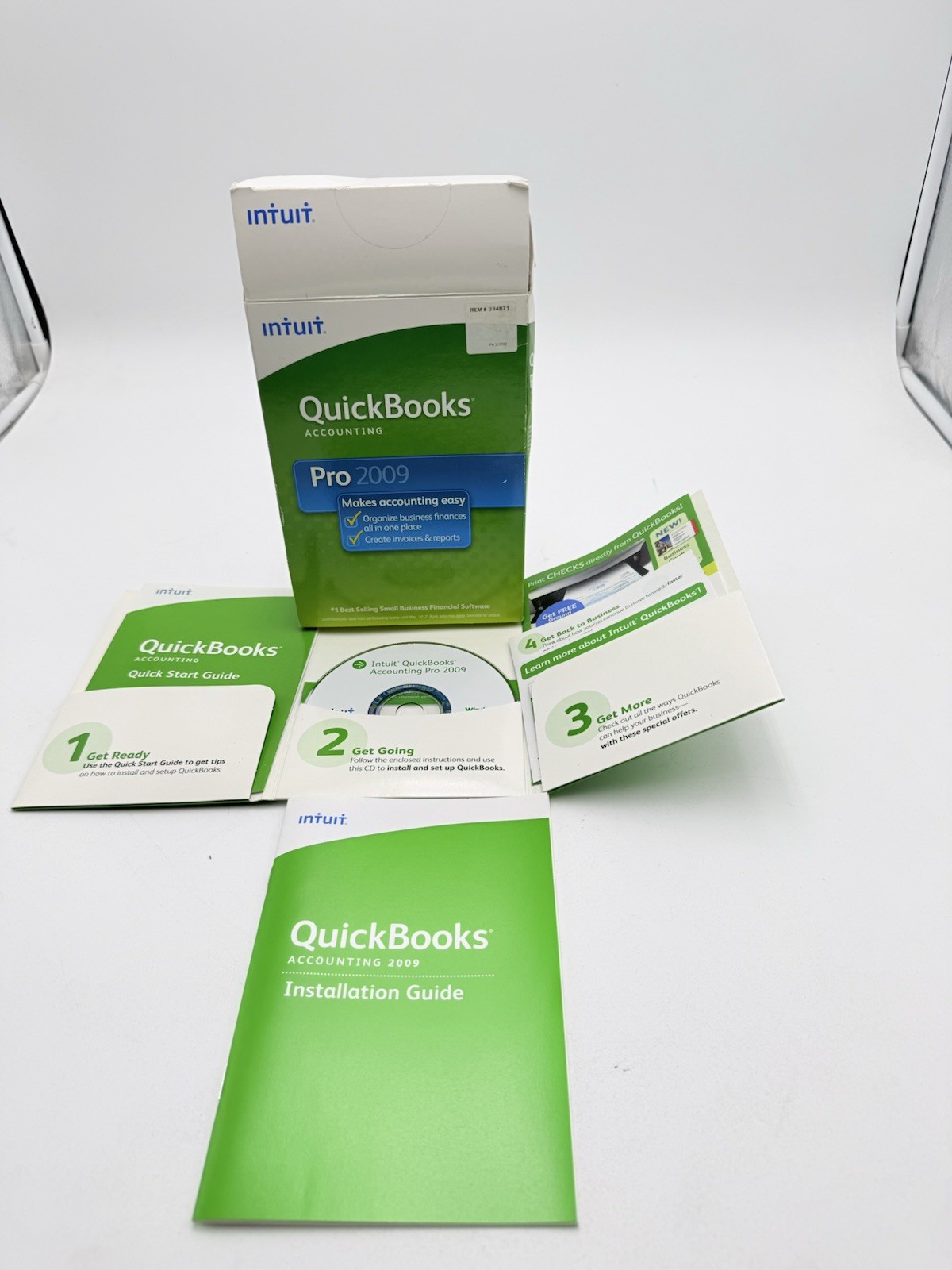 Intuit QuickBooks Pro 2009 Accounting Software Windows Complete W/ Manuals & Key
