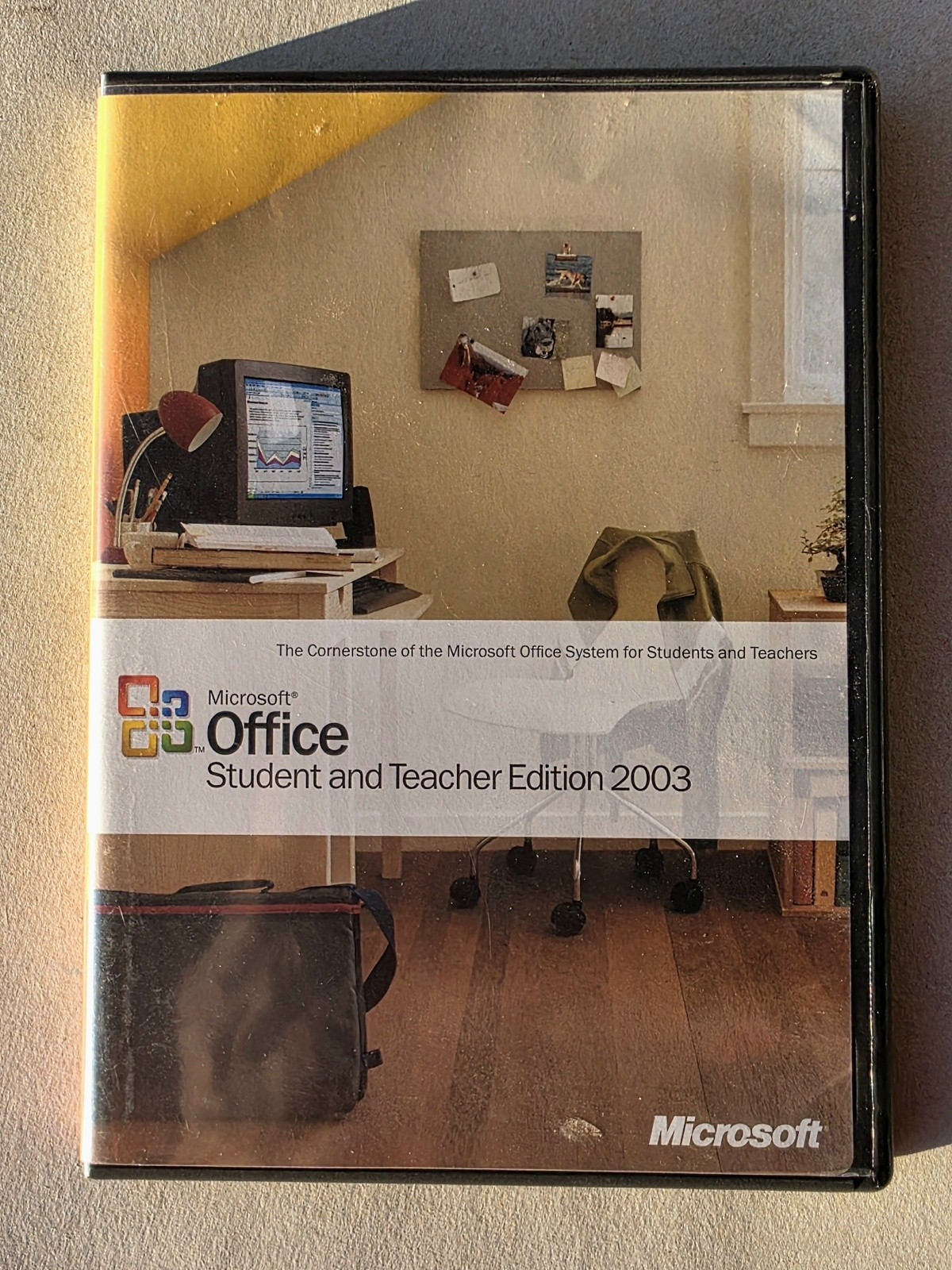 Microsoft Office 2003 Student and Teacher Edition (X09-57993)