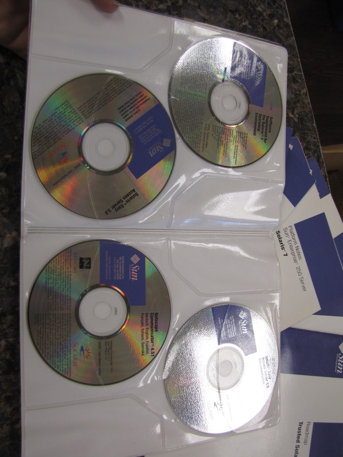 Vintage Sun Solaris 7 Server 11/99 SPARC Platform Edition CD with manual