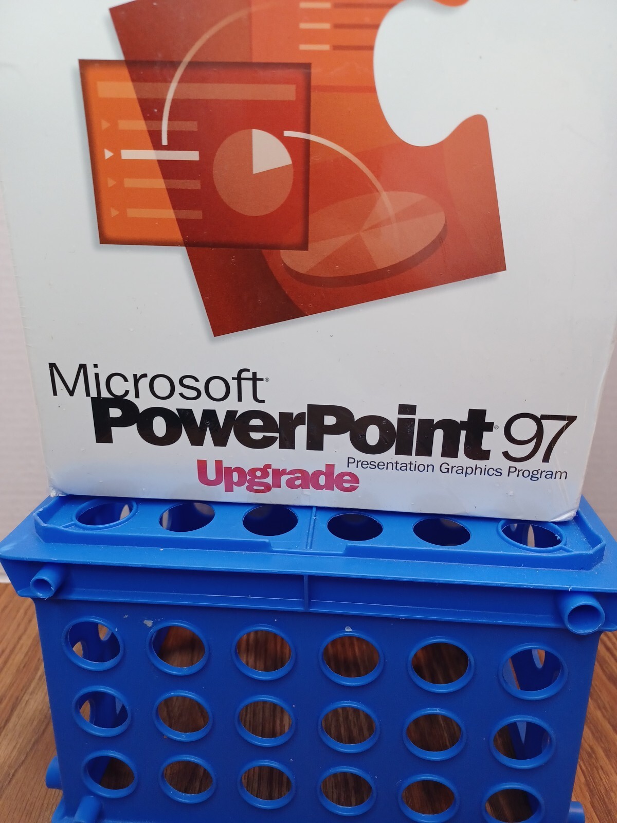 MICROSOFT PowerPoint 97 upgrade Mac Version w/KEY Presentation Graphics Program