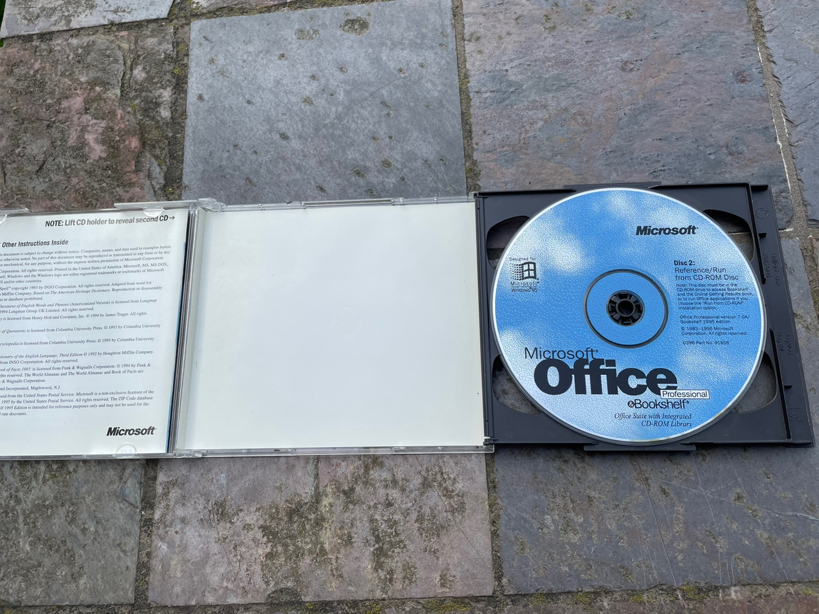 Microsoft Office Professional & Bookshelf Designed For Windows 95