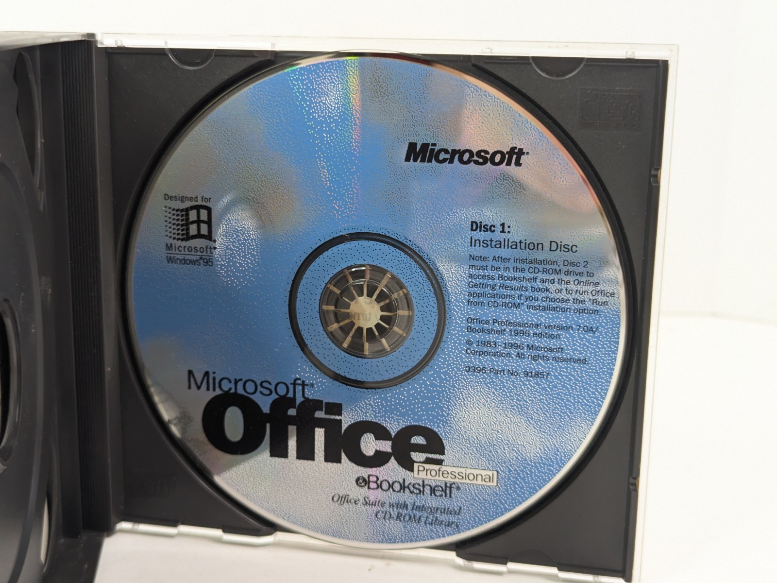 Microsoft Office Bookshelf Professional 2 CD ROM (PC, 1995) w/Product Key