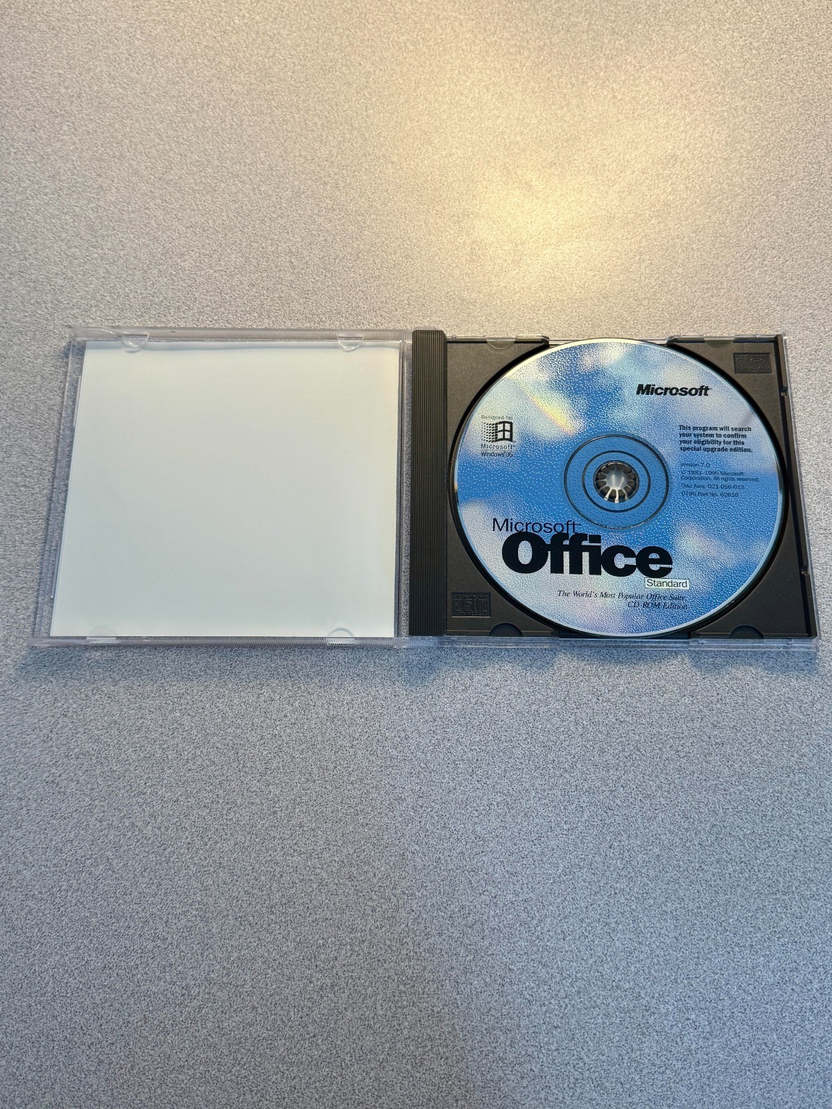 Microsoft Office 95 Standard Edition CD for Windows 95 w/ Key