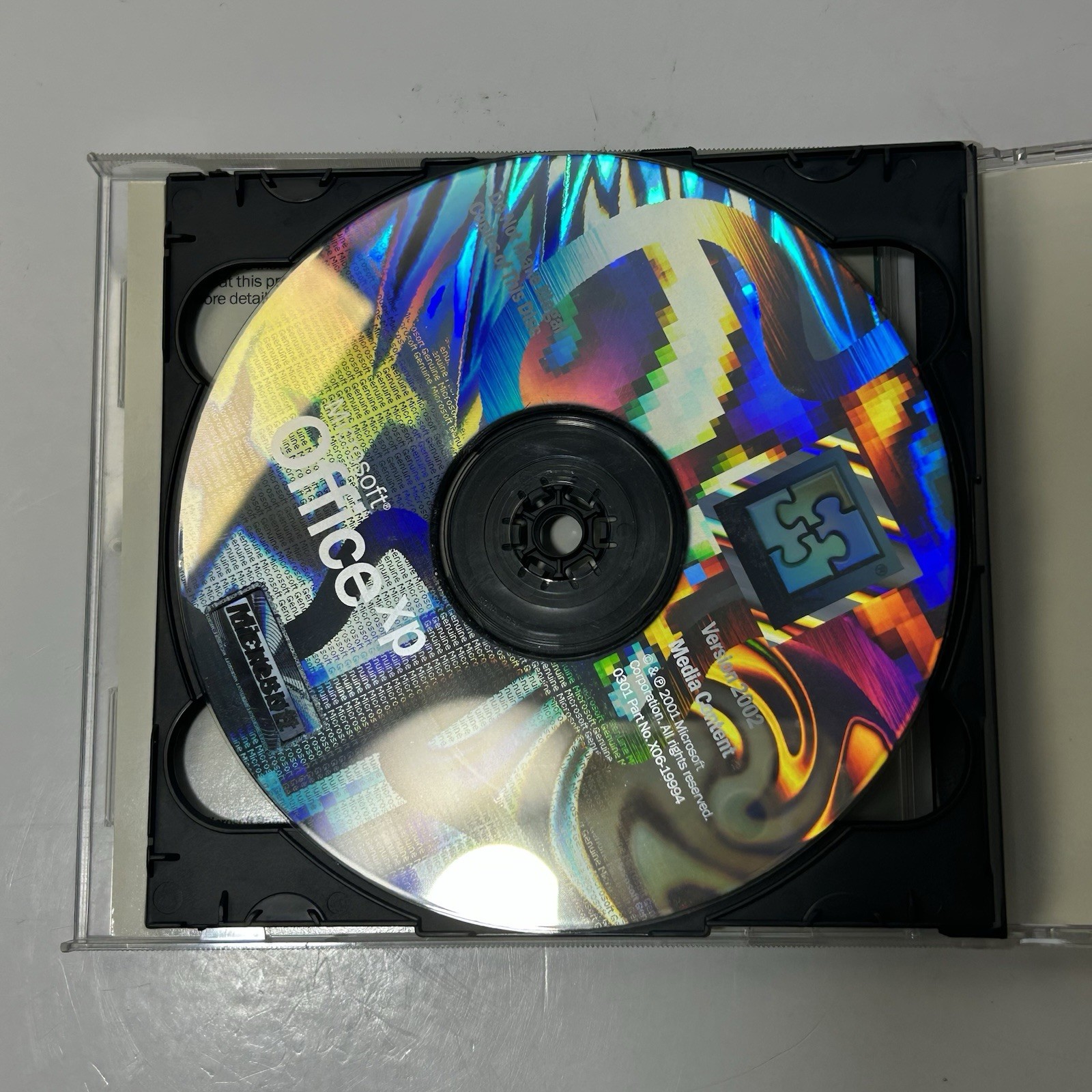 Microsoft Publisher with Product Key 2 CD Set Version 2002