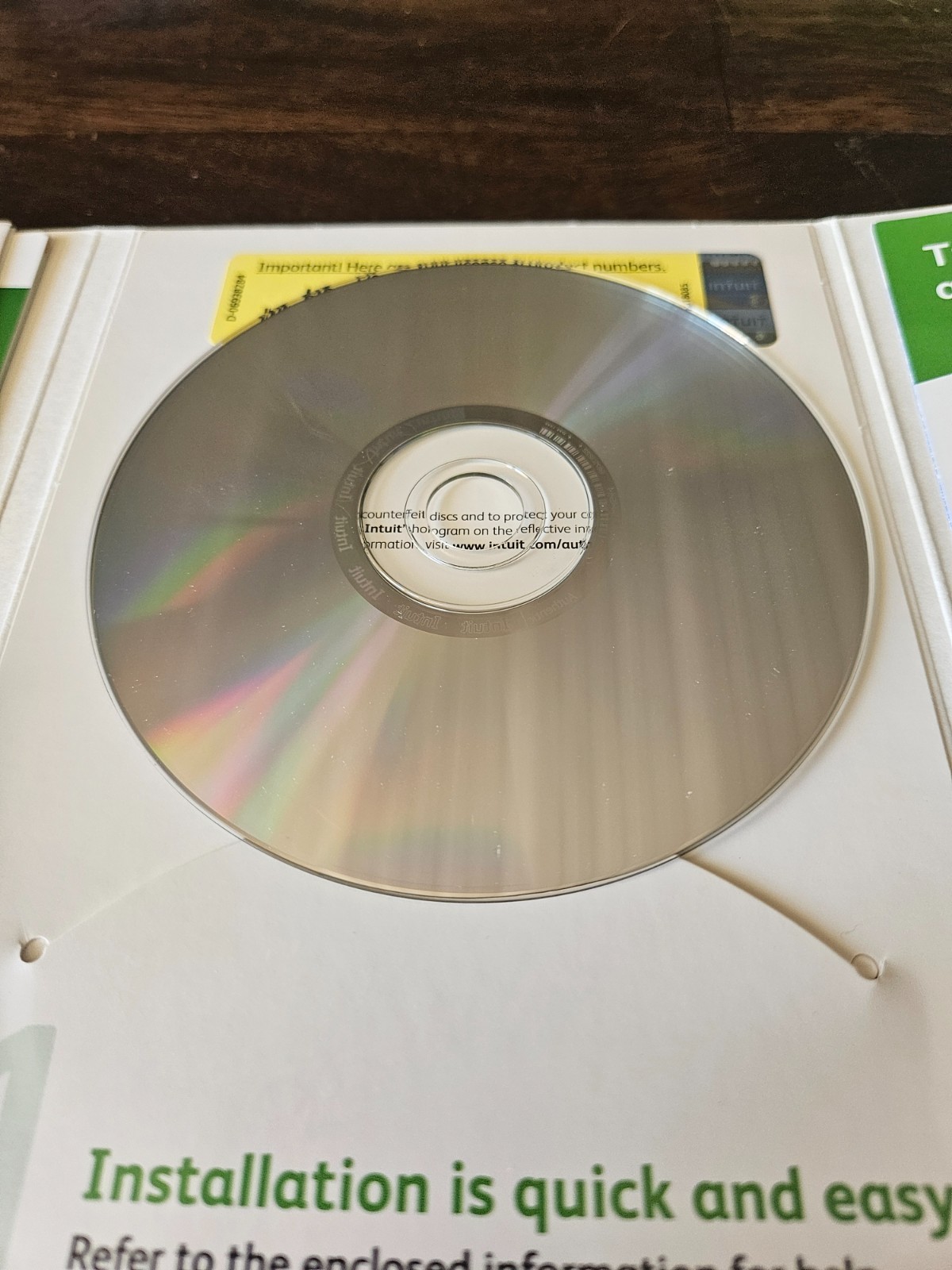 Quickbooks Desktop Pro 2013 Windows = NO SUBSCRIPTION =