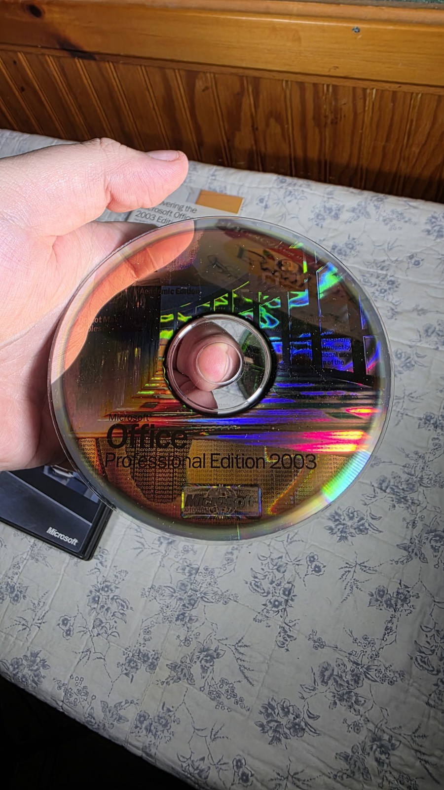 Microsoft Office Professional 2003 Academic Edition with Key – 2 Discs