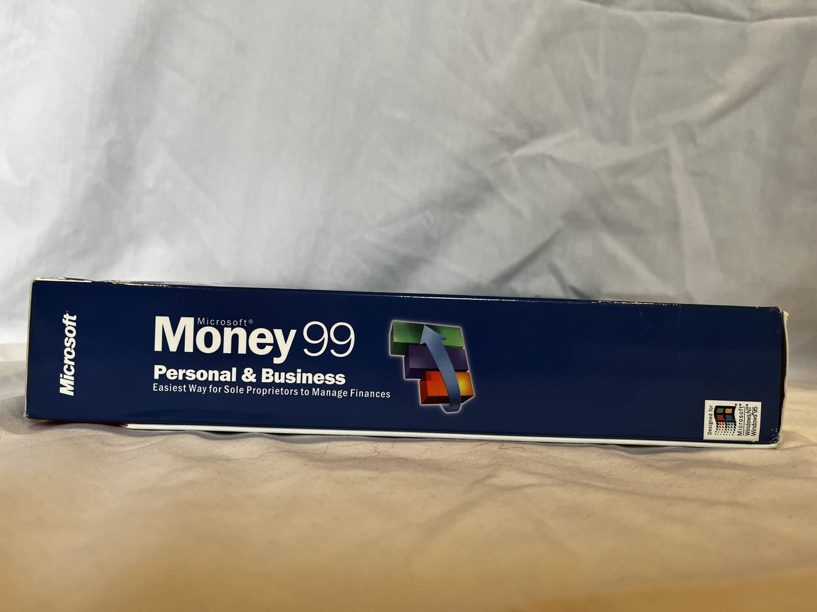 Sealed Microsoft Money 99 Personal & Business – Full Edition –Incl base Money 99