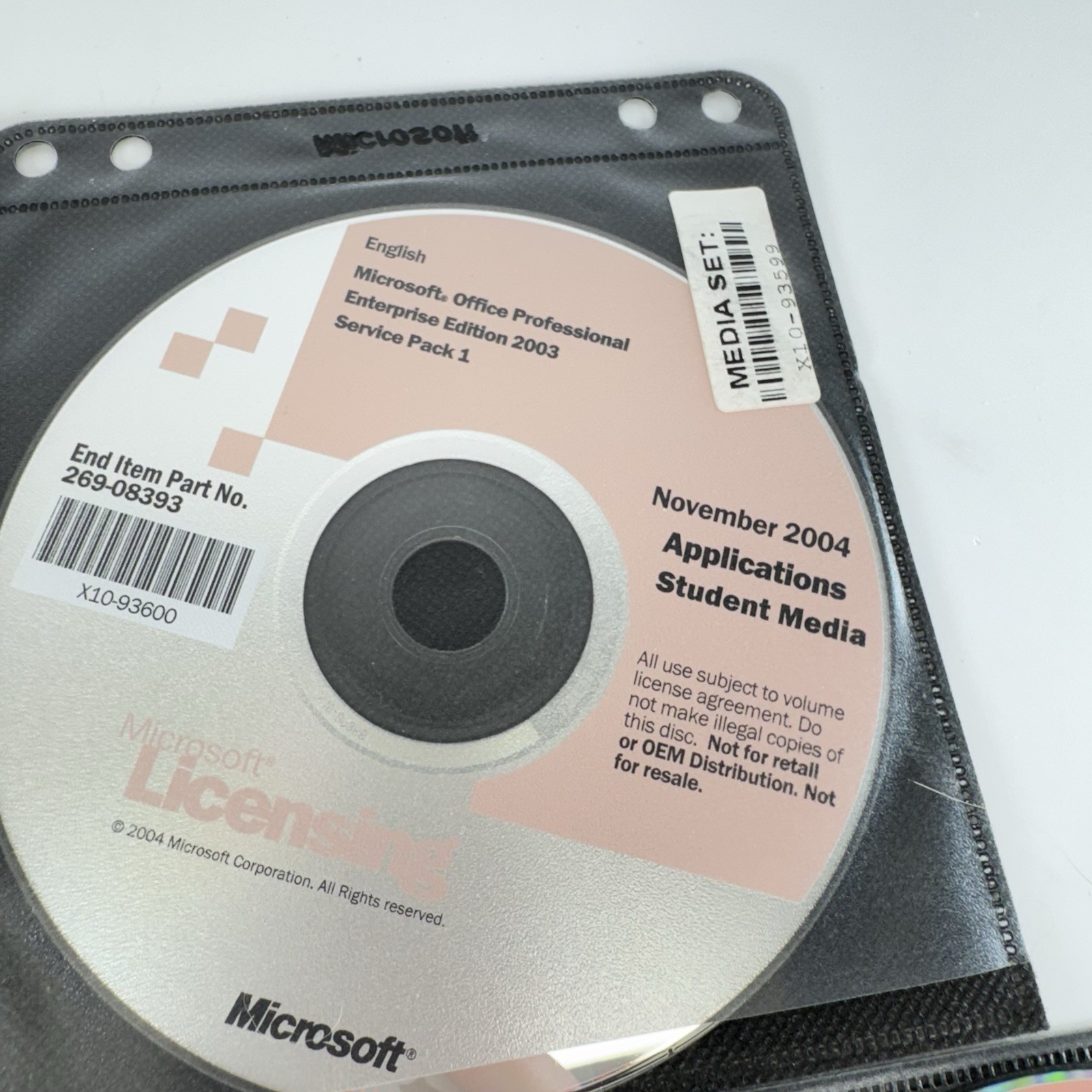 Microsoft Windows office applications student 2003 2002 discs lot no keys
