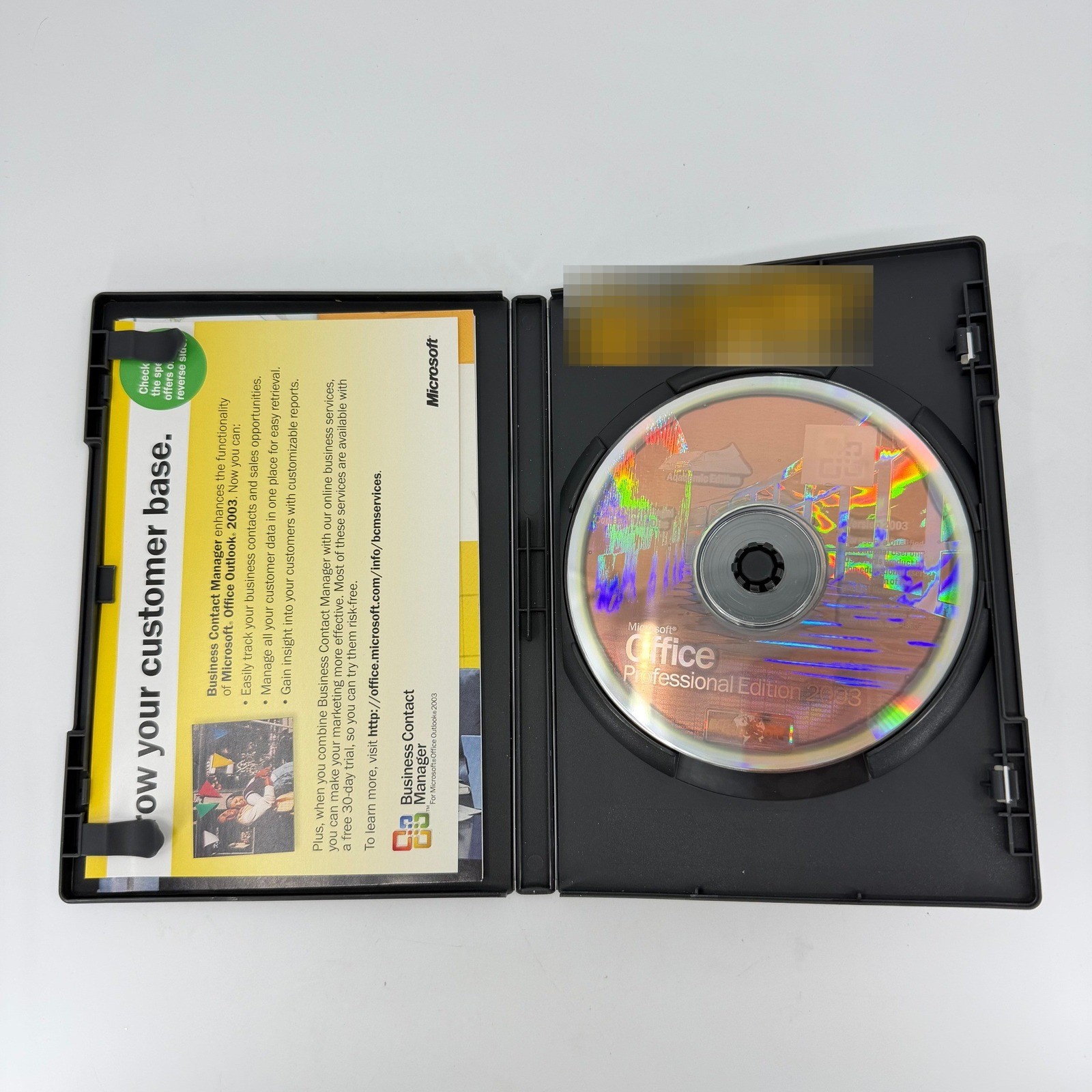 Microsoft Office Professional Edition 2003 Academic Edition 2 Discs with Key