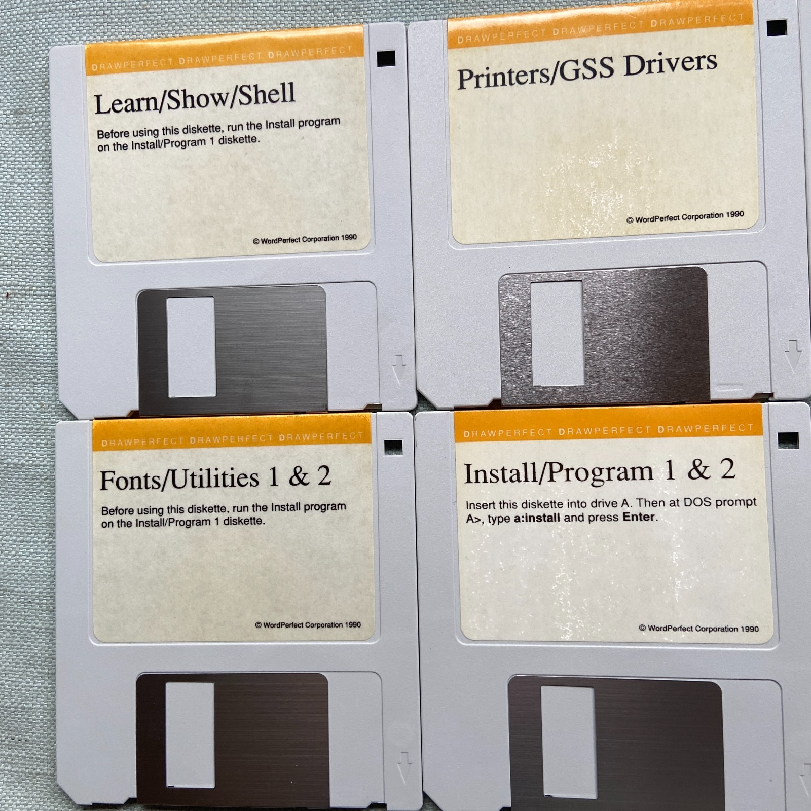 Vintage Software 3.5” WordPerfect PlanPerfect DrawPerfect LetterPerfect DOS 1989
