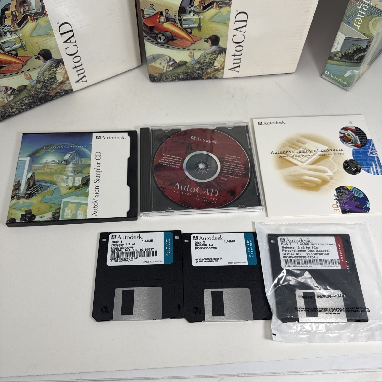 AutoCAD 13 Upgrade Autodesk Autocad Designer Autovision Floppy Disc Guide CD Lot