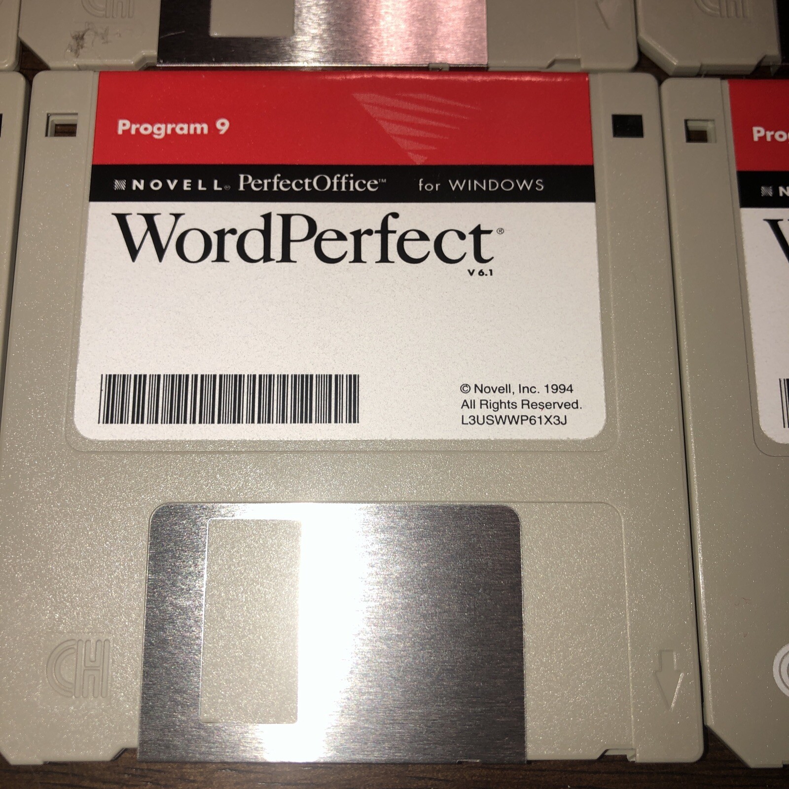 Novell WordPerfect for Windows lot of 11 – 3.5″ HD Diskettes – 1994