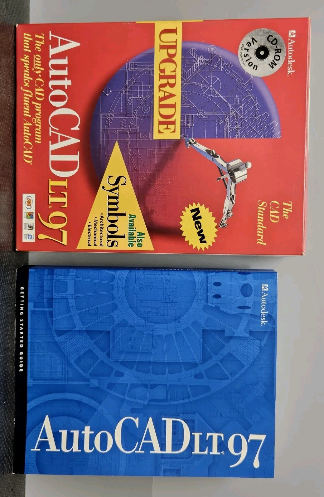 Autodesk AutoCAD LT 97 Upgrade Box Manuals & CD **UNTESTED AS-IS**