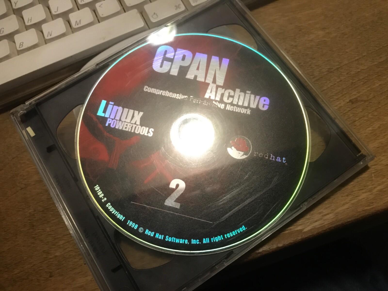 Rare VINTAGE Red Hat ~ LINUX POWER CD S0188-1 plus CPAN ARCHIVE LINUX POWERTOOLS